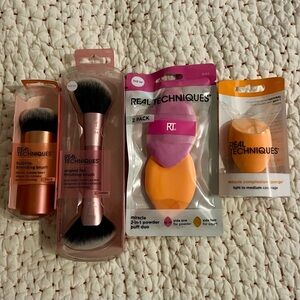 BRUSH AND SPONGE BUNDLE - Real Techniques